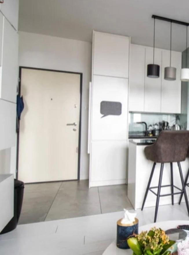 Super Apartment Емпуриабрава Екстериор снимка